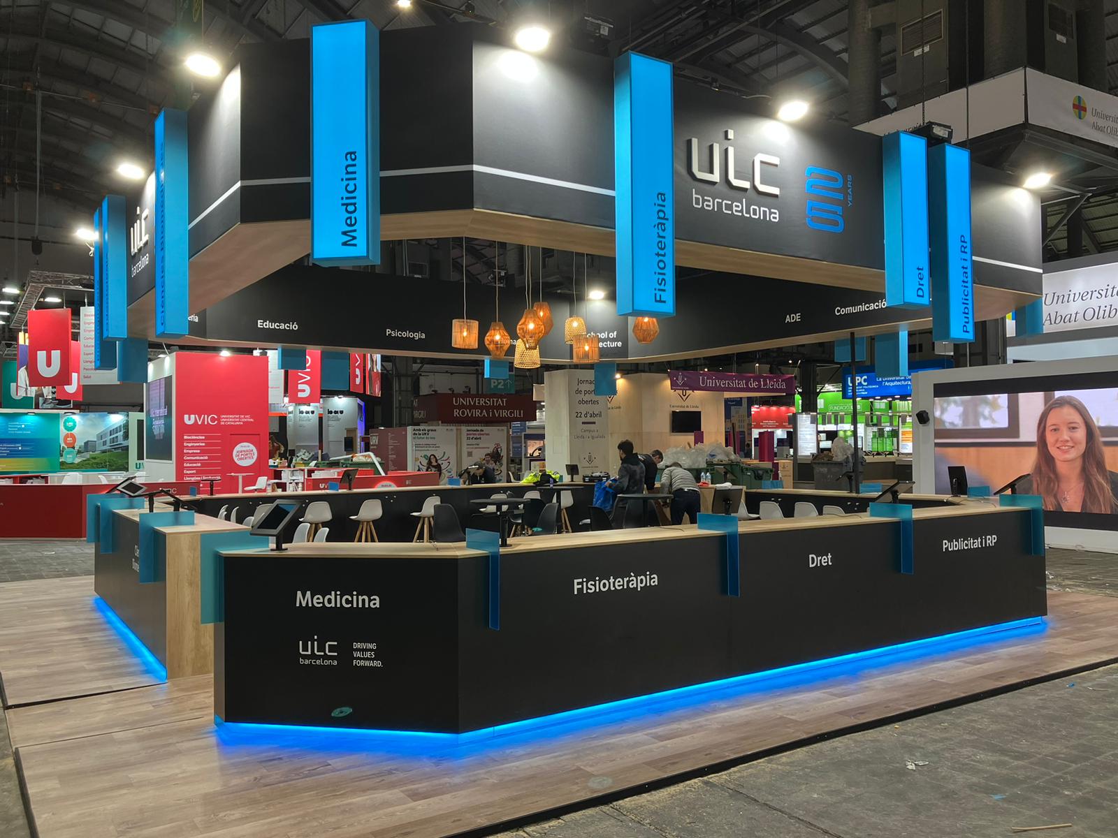 Cómo atraer más visitantes a tu stand de eventos