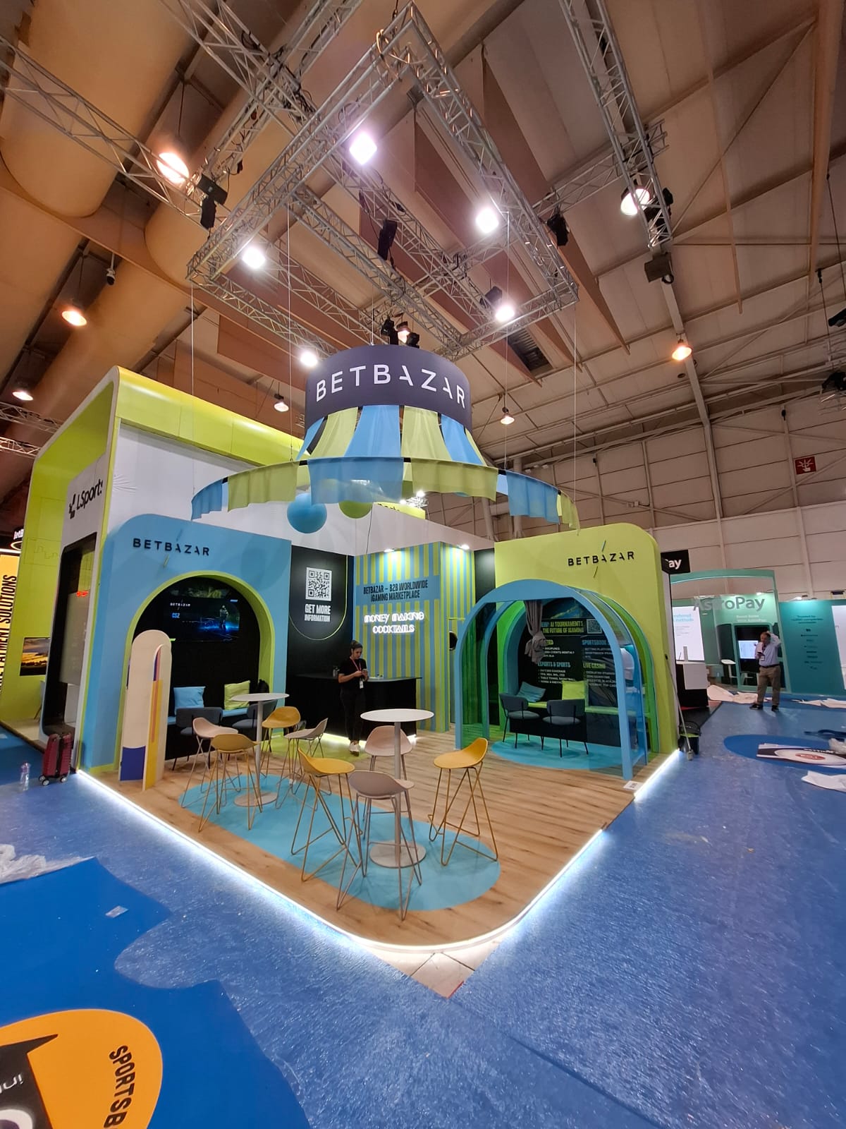 Stands con experiencias inmersivas en ferias y eventos