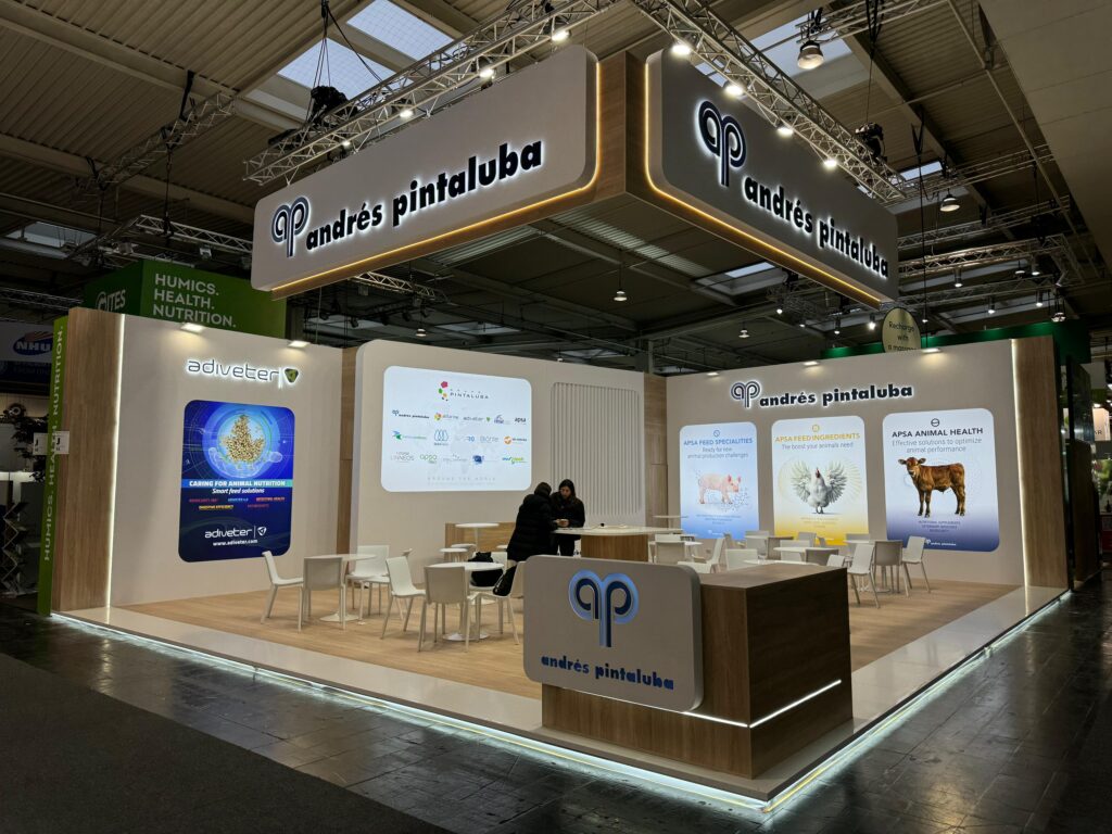 Materiales reciclables para stands